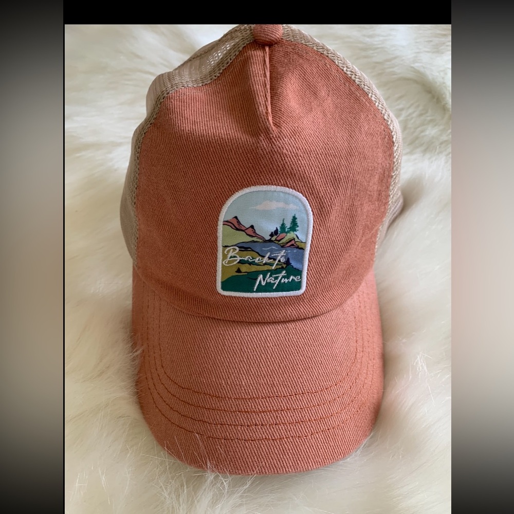 No Bo Women’s Baseball Hat NWOT